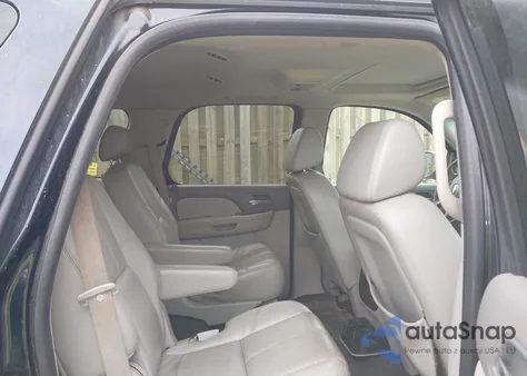 2008 Chevrolet Tahoe Lt z USA, uszkodzony, nr VIN 1GNFK13088J135830